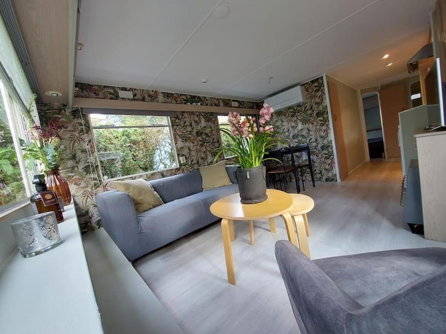 Te Huur: Leuke 4-Persoons Stacaravan Op Top Locatie! Hoenderloo Exteriér fotografie